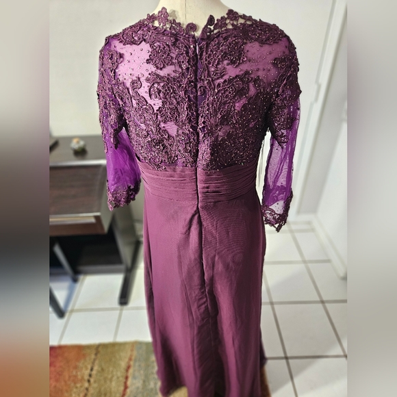 NWT Fashion Purple Formal Lace Beaded Dress Size 14 - Picture 5 of 8